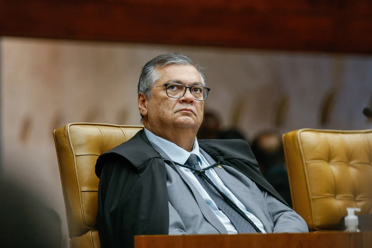 Dino decide pela reintegração de Andrei Rodrigues ao comando da PF